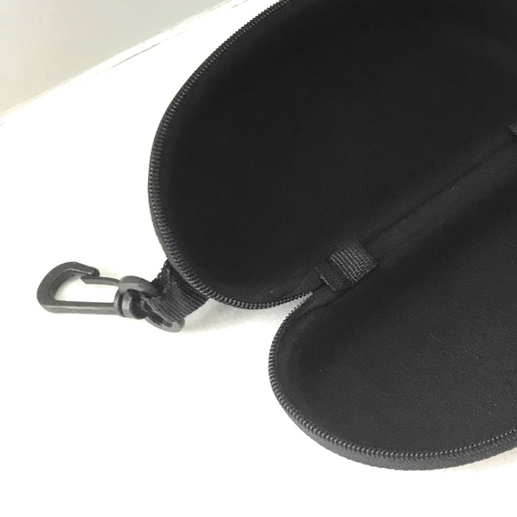 Sunglass Protector Case Clip-On - NEW - Picture 4 of 6